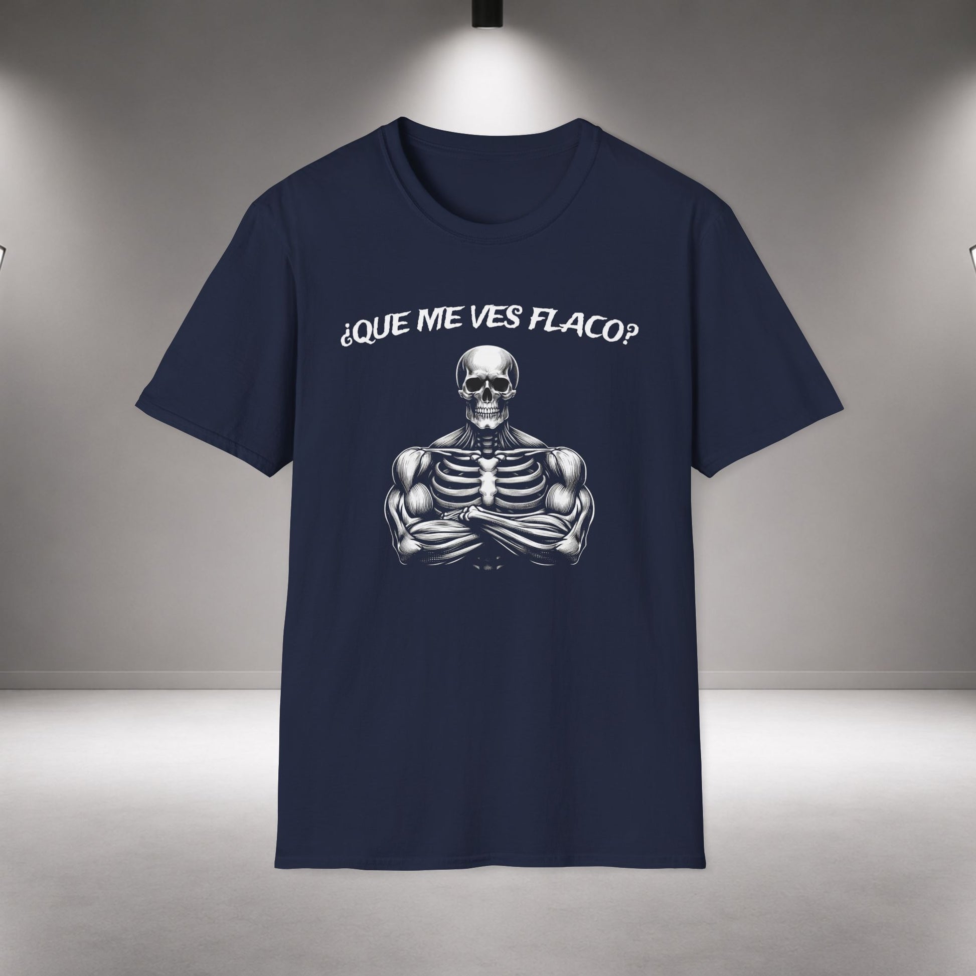 Funny Skeleton Gym Shirt – Que Me Ves Flaco T-Shirt tee for fitness gift and fitness shirt - perfect occasion piece