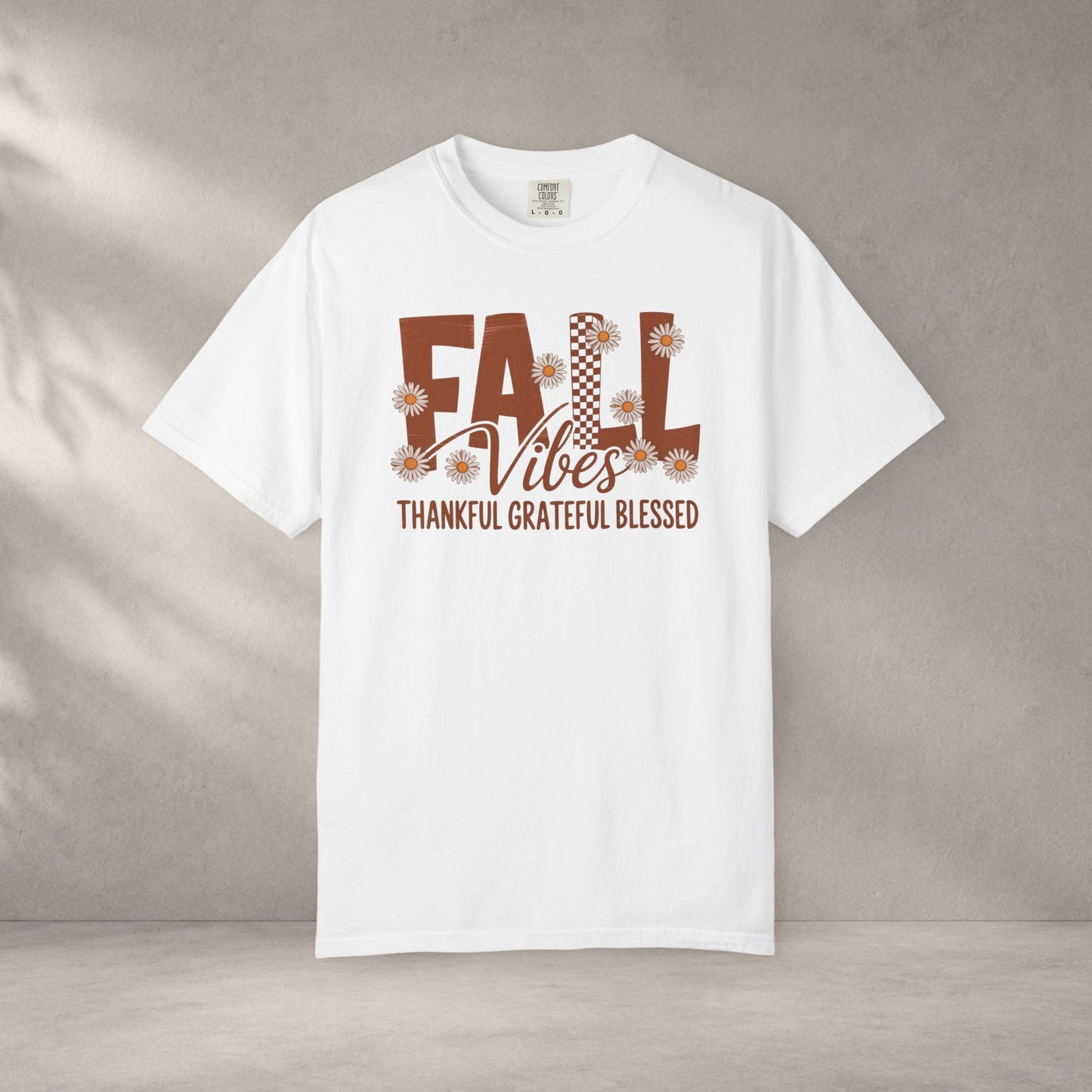 Fall Vibes Shirt, Thankful Grateful Blessed Shirt, Autumn Daisy Shirt, Comfort Colors Fall Tee, Thanksgiving Shirt Women