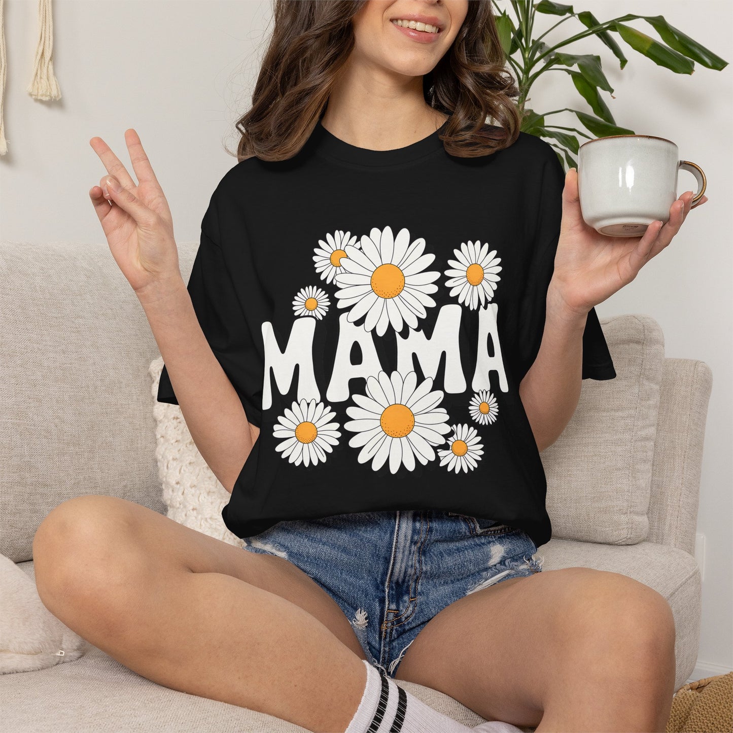 Mama Daisy Flower Shirt | Cute Floral Mom Tee