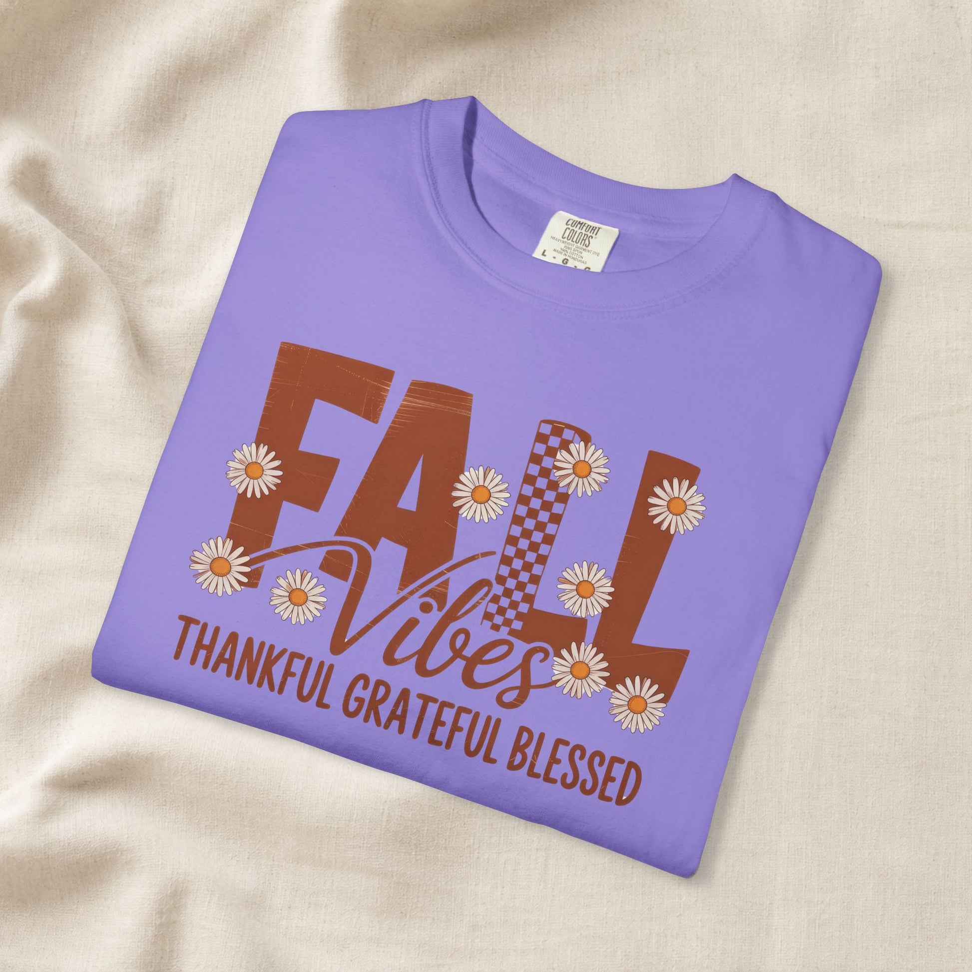Comfortable unisex Fall Vibes Shirt, Thankful Grateful Blessed Shirt, Autumn Daisy Shirt, Comfort Colors Fall Tee