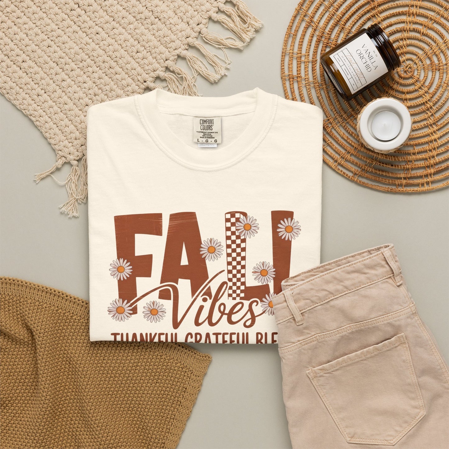 Fall Vibes Shirt, Thankful Grateful Blessed Shirt, Autumn Daisy Shirt, Comfort Colors Fall Tee, Thanksgiving Shirt Women
